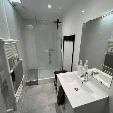 L'amienoise Proche Zenith Stade Cathedrale Дом отдыха *