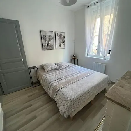 L'amienoise Proche Zenith Stade Cathedrale