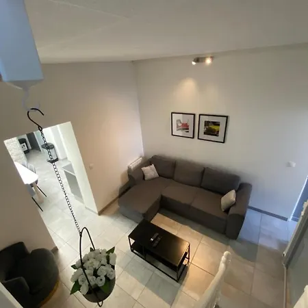 L'amienoise Proche Zenith Stade Cathedrale Амьен